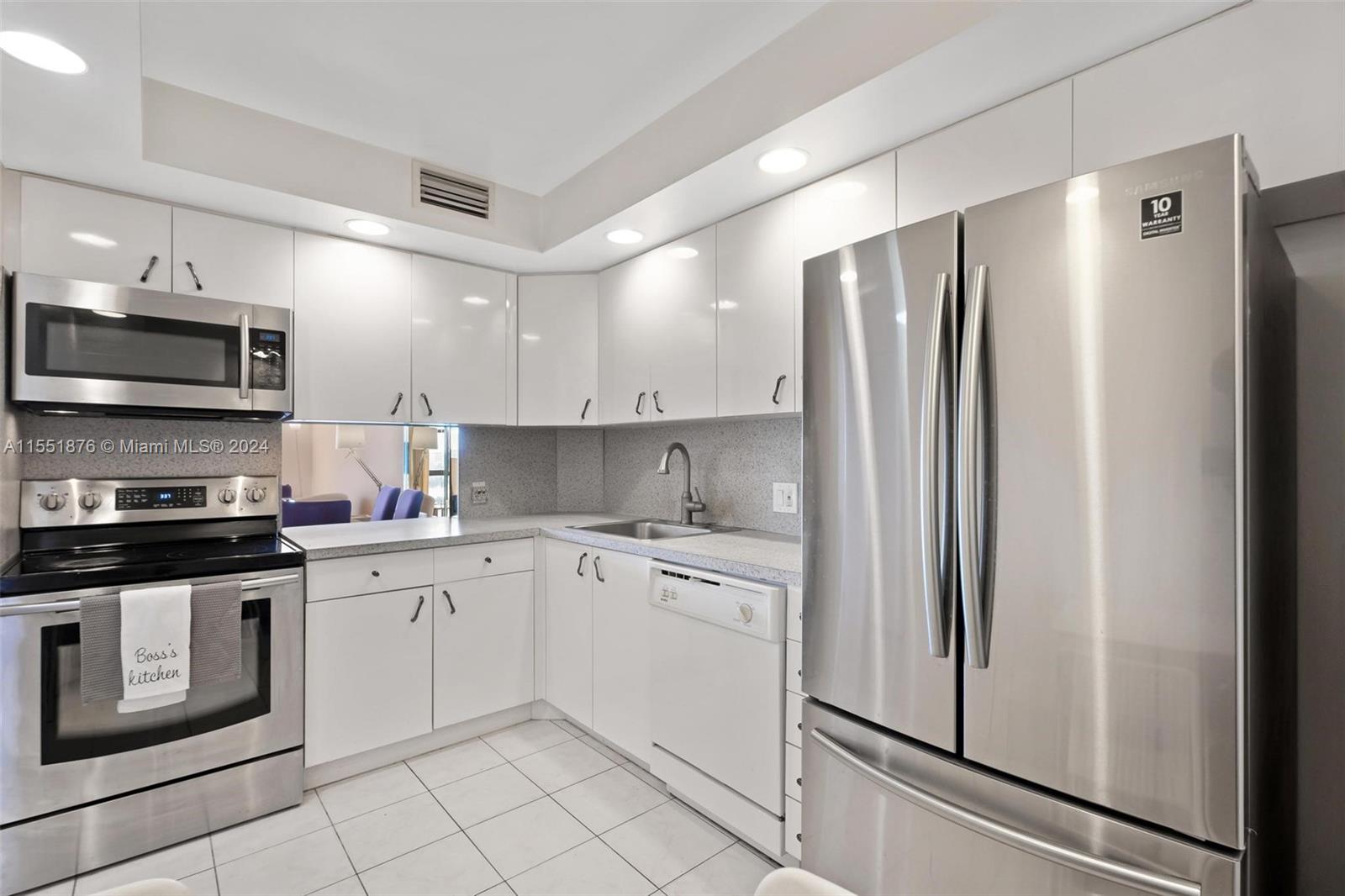 CORONADO CONDO- TOWER II - Residential