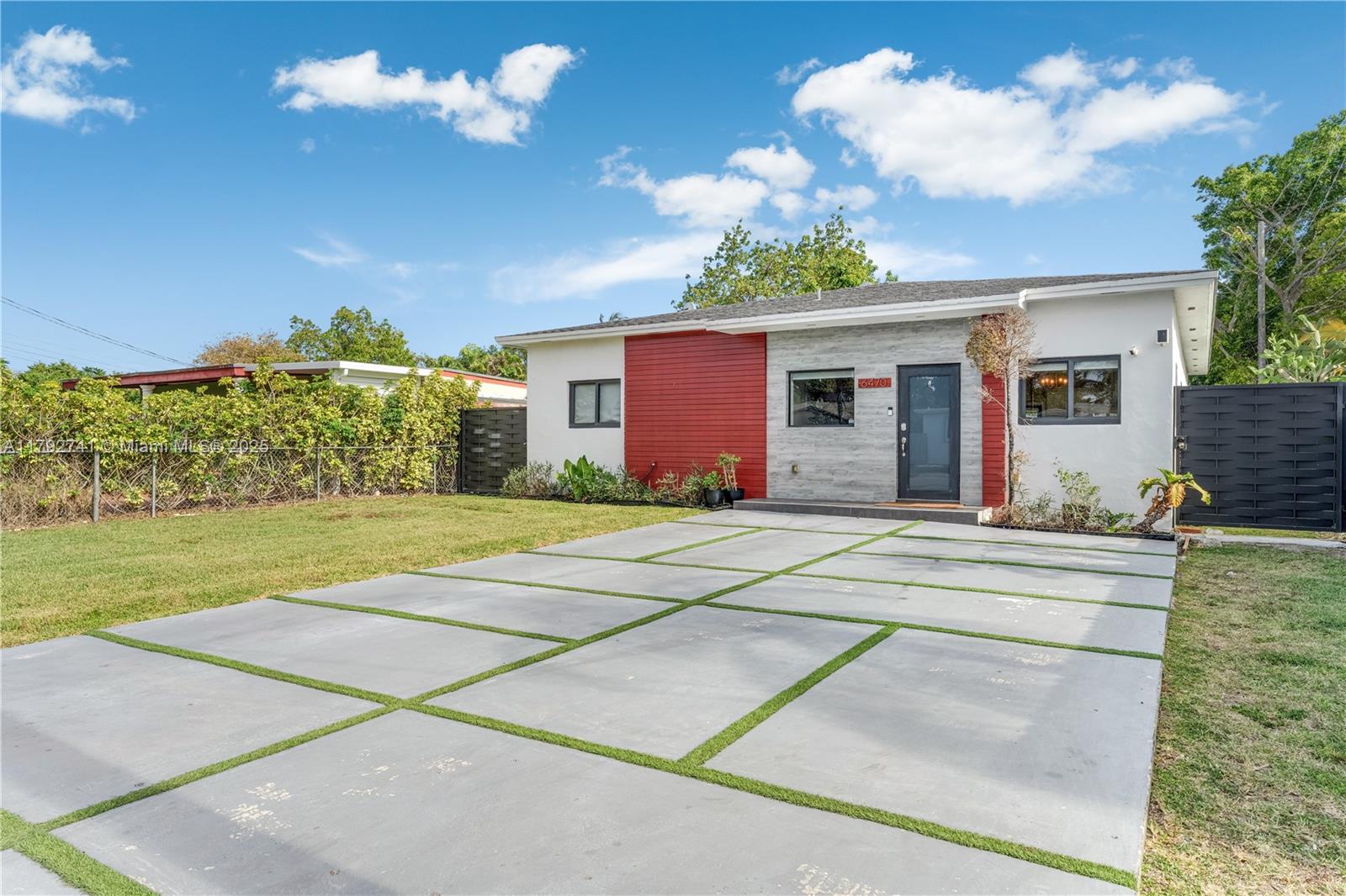 6470 SW 33rd Street