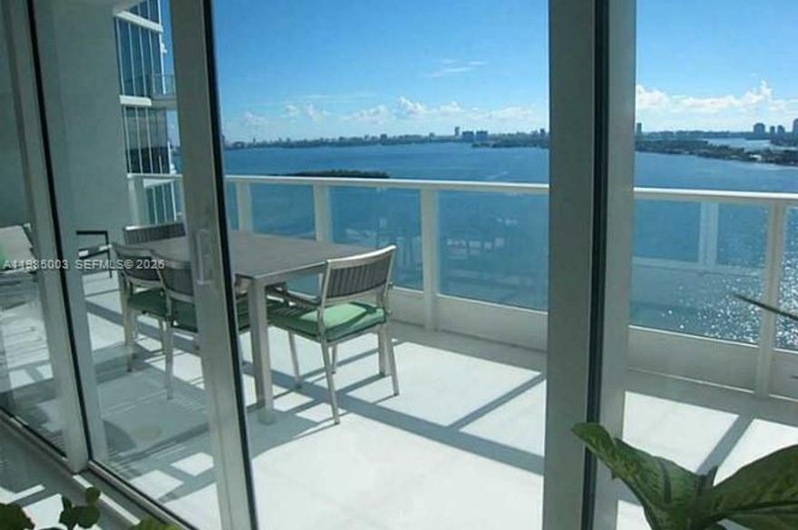 AMAZING AND DIRECT VIEWS OF BISCAYNE BAY & MIAMI BEACH. WHITE PORCELAIN AND STATE OF THE ART APPLIANCES. LUXURY LIVING AT THE MODERN PARAMOUNT BAY WITH WORLD CLASS AMENITIES. ELEVATOR WITH PRIVATE FOYER ENTRANCE. GREAT LOCATION WALKING DISTANCE TO ADRIANNE ART CENTER, MARINA AND PARK. SHORT DRIVE TO WYNWOOD, DESIGN DISTRICTAND SOUTH BEACH