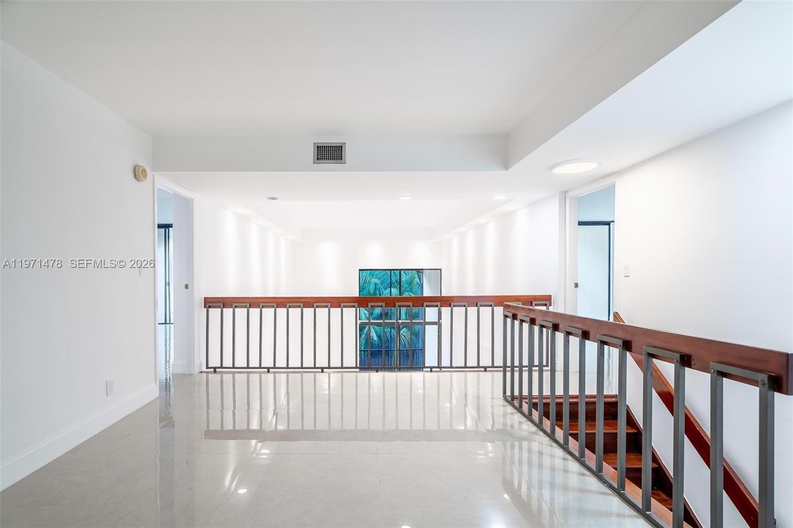 CORONADO CONDO- TOWER II - Residential Lease