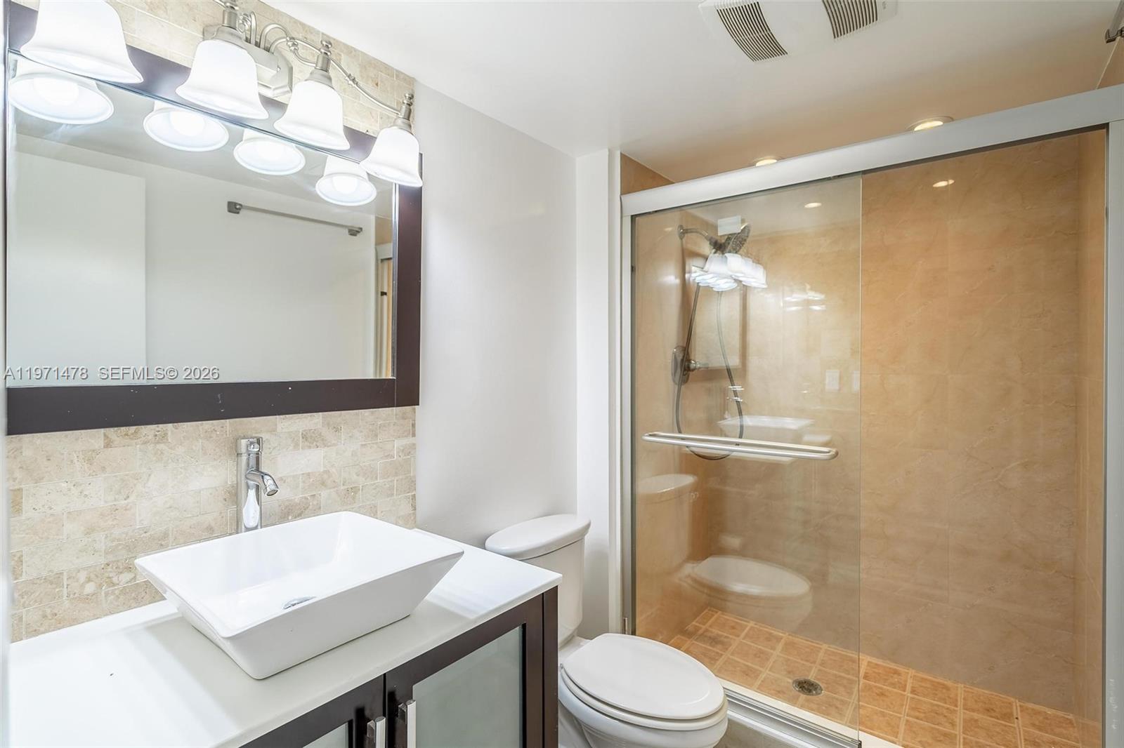 CORONADO CONDO- TOWER II - Residential Lease