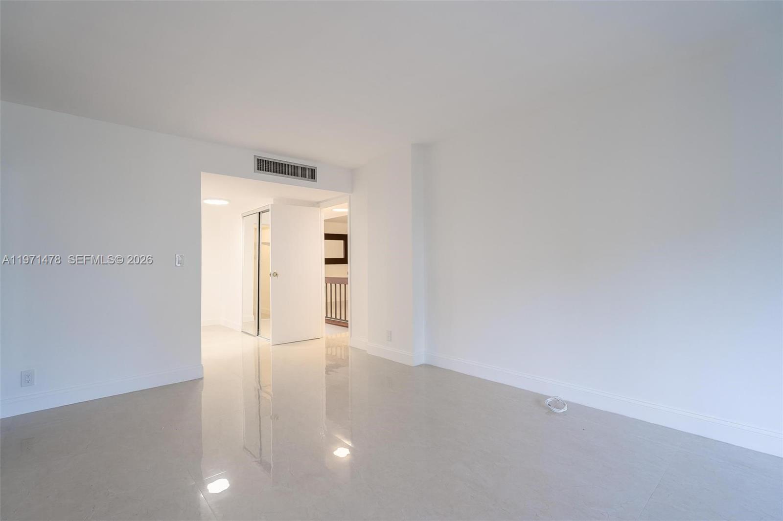 CORONADO CONDO- TOWER II - Residential Lease