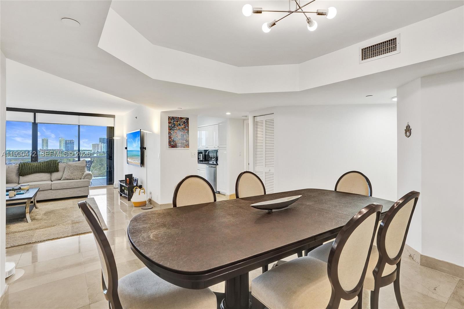 HARBOR TWS AT THE WATERWA - Residential