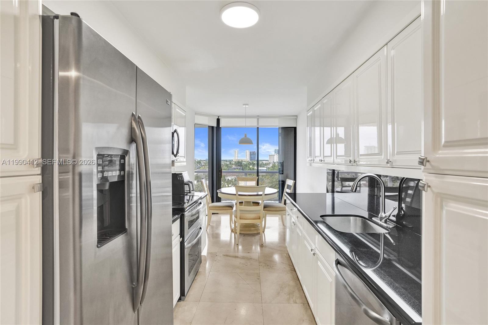 HARBOR TWS AT THE WATERWA - Residential