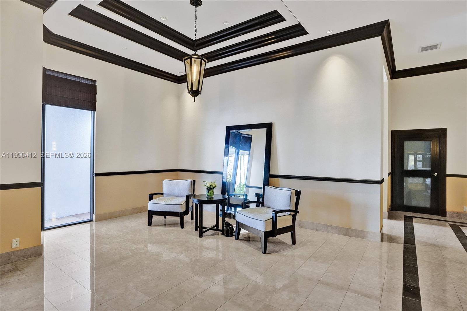 HARBOR TWS AT THE WATERWA - Residential