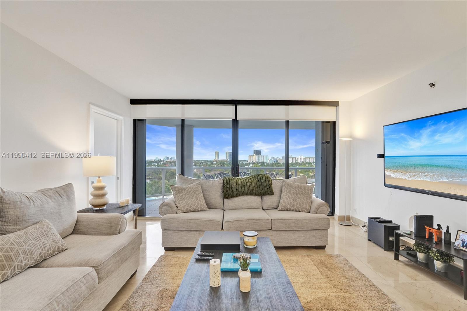 HARBOR TWS AT THE WATERWA - Residential