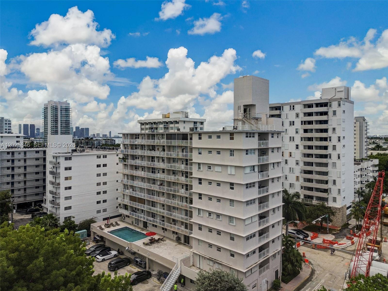 LINCOLN TOWERS CONDO - Residential