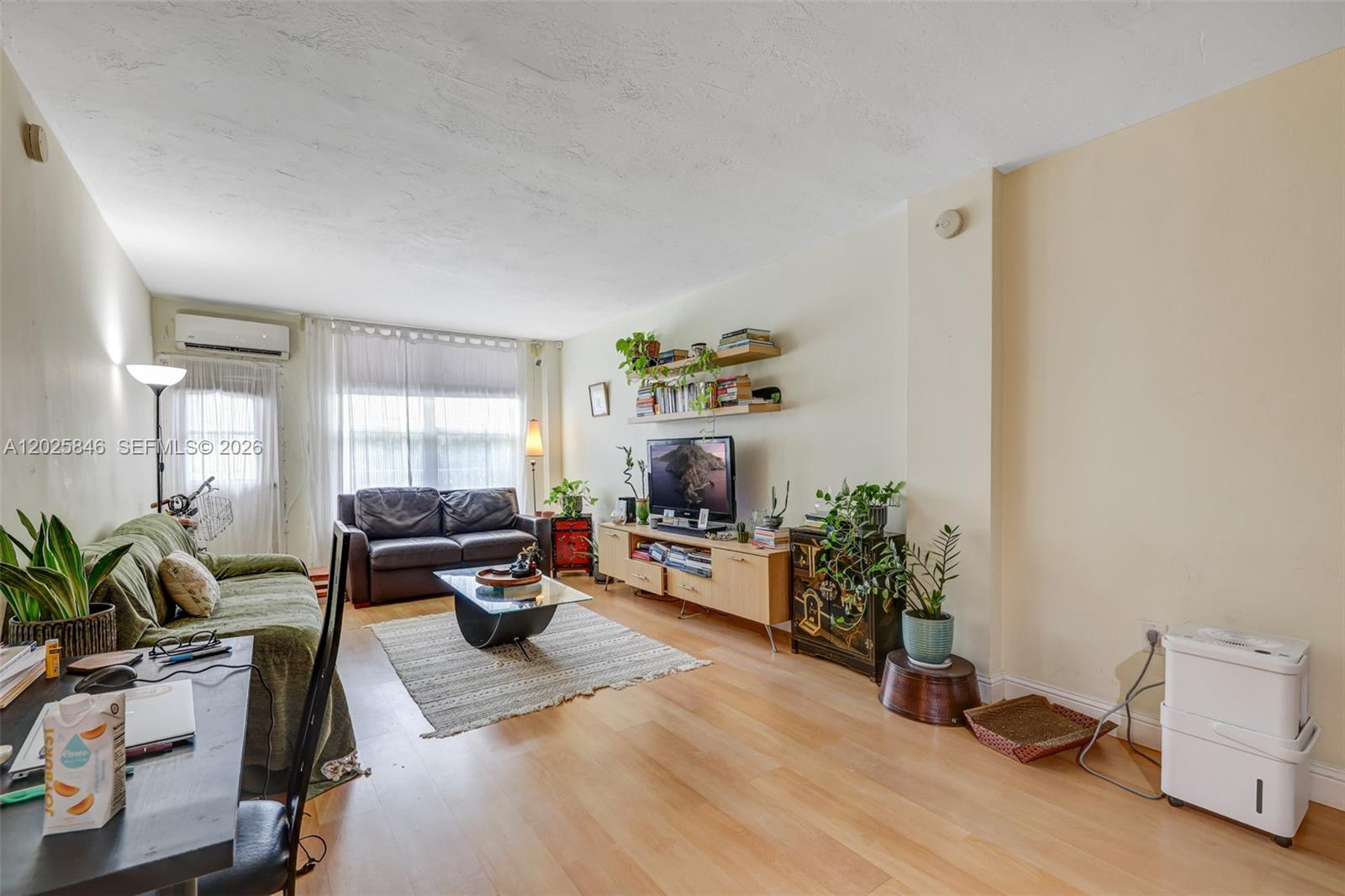 LINCOLN TOWERS CONDO - Residential