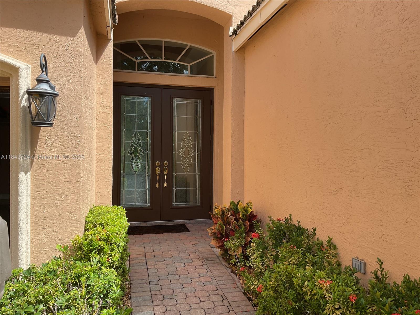 BUENA VIDA - Residential Lease