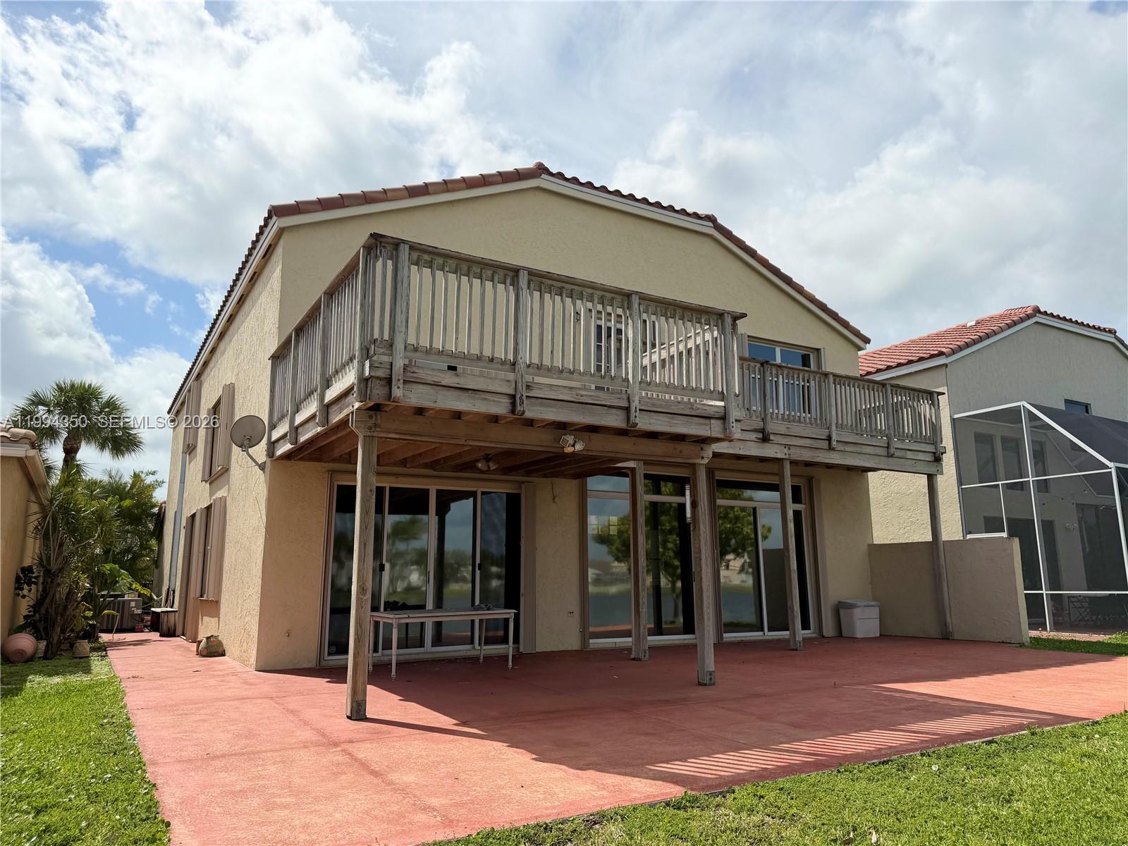 TOWNGATE - Residential