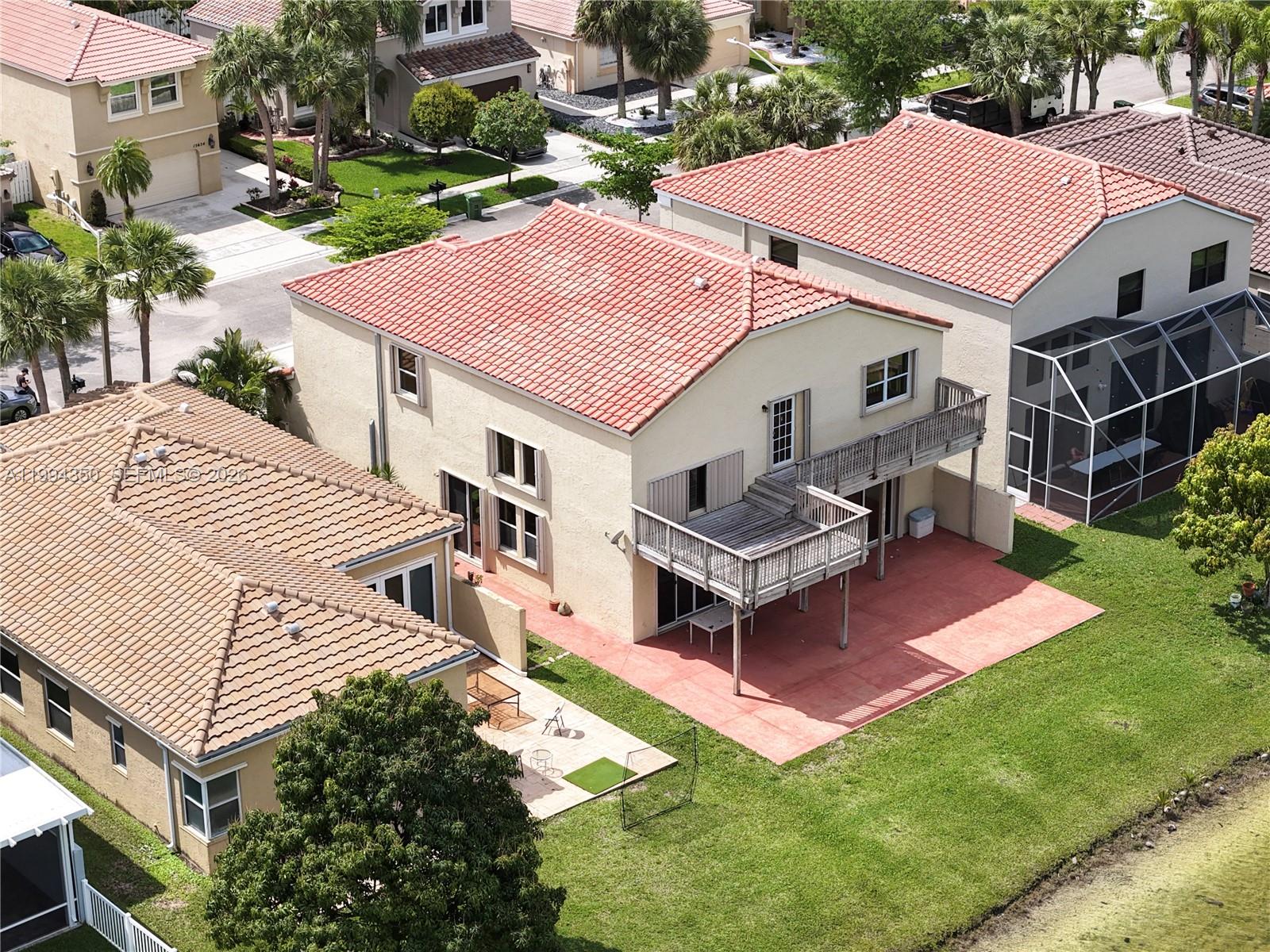 TOWNGATE - Residential