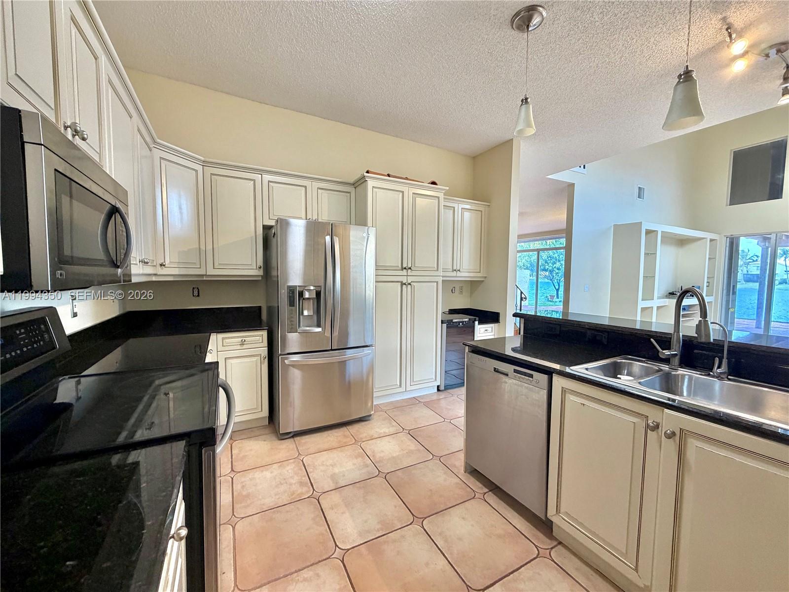 TOWNGATE - Residential