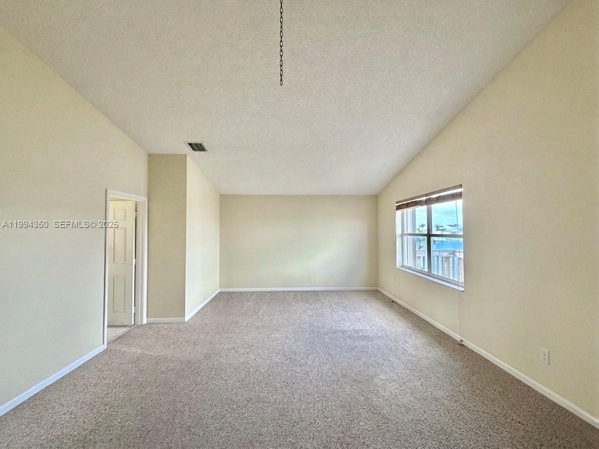 TOWNGATE - Residential