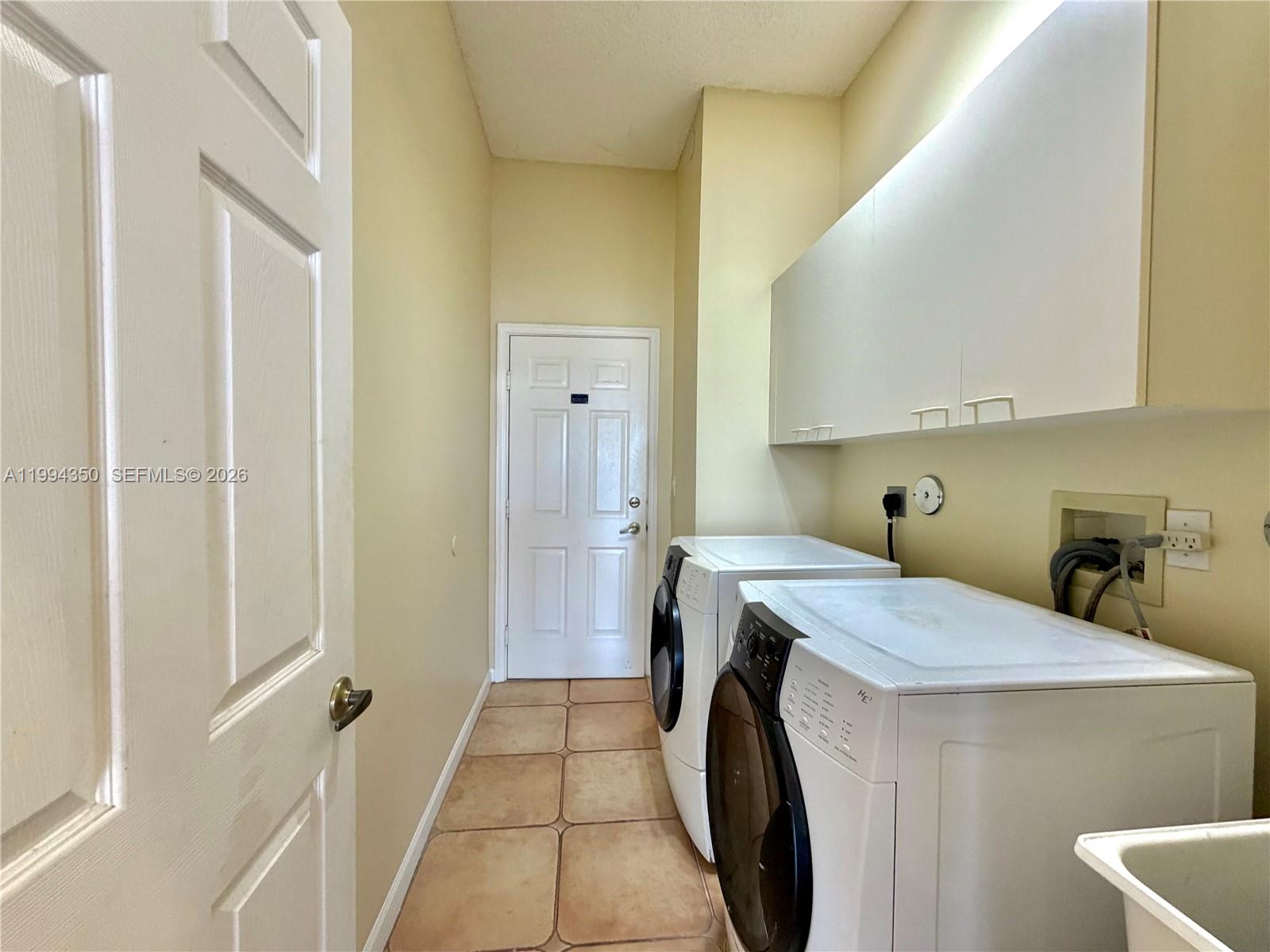 TOWNGATE - Residential