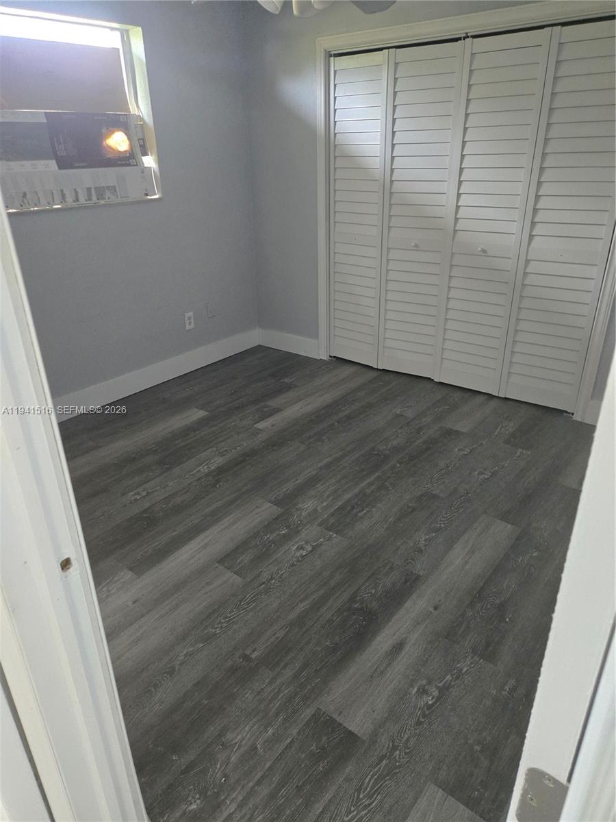 LAKE SIDE - Residential Income