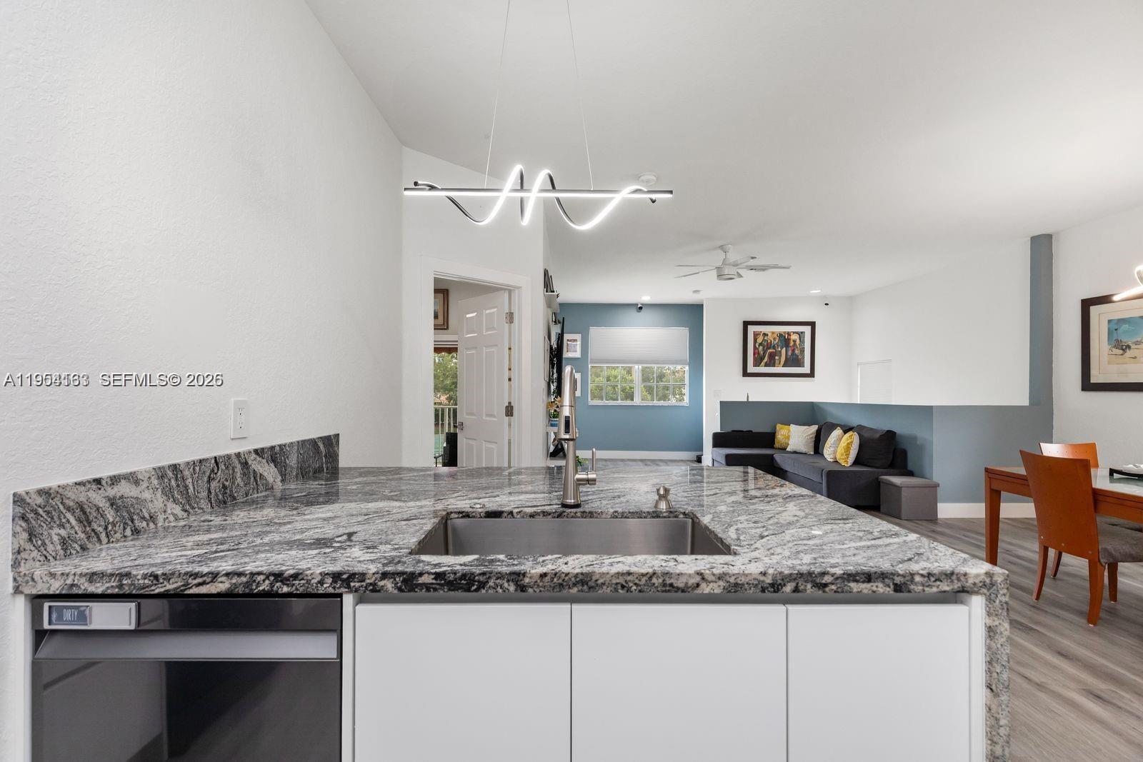 BANYAN BAY CONDO - Residential