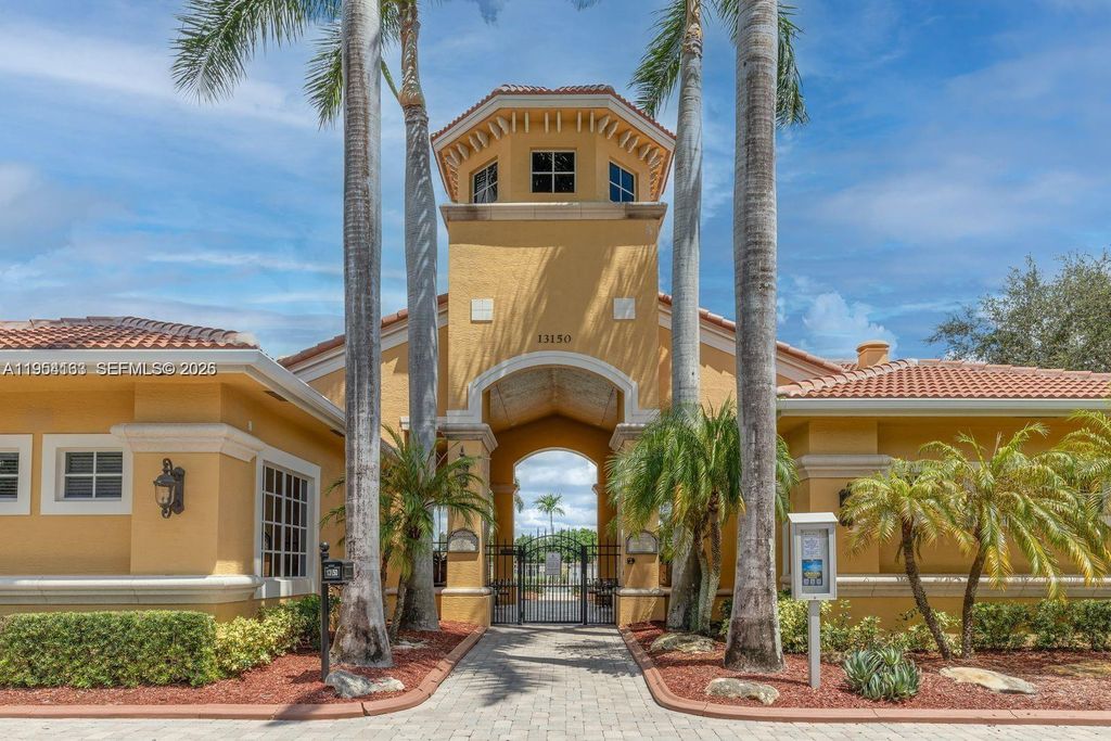 Photo of 13216 SW 44th St #11204, Miramar, FL 33027 (MLS # A11954163)