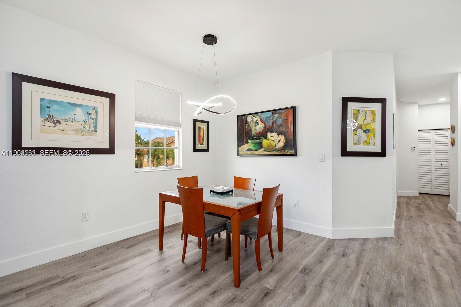 BANYAN BAY CONDO - Residential