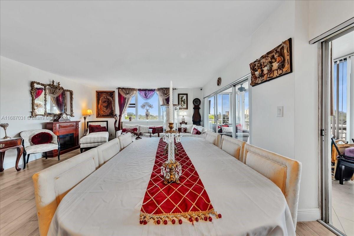 HILLCREST EAST NO 25 COND - Residential