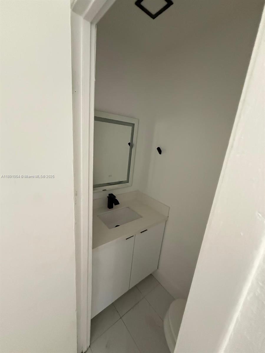 SUNRISE TOWNE PREFERRED 3 - Residential