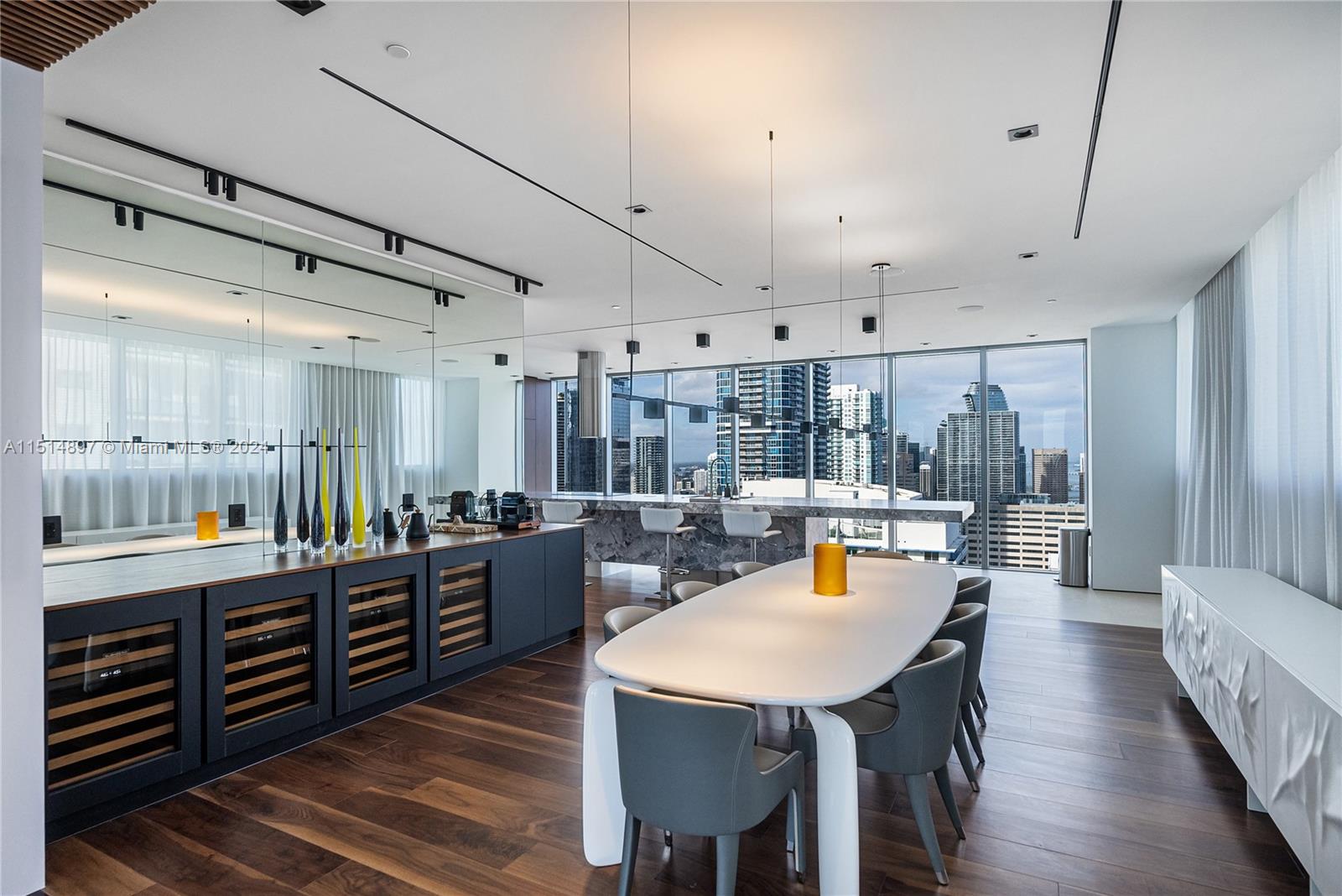 BRICKELLHOUSE CONDO - Residential