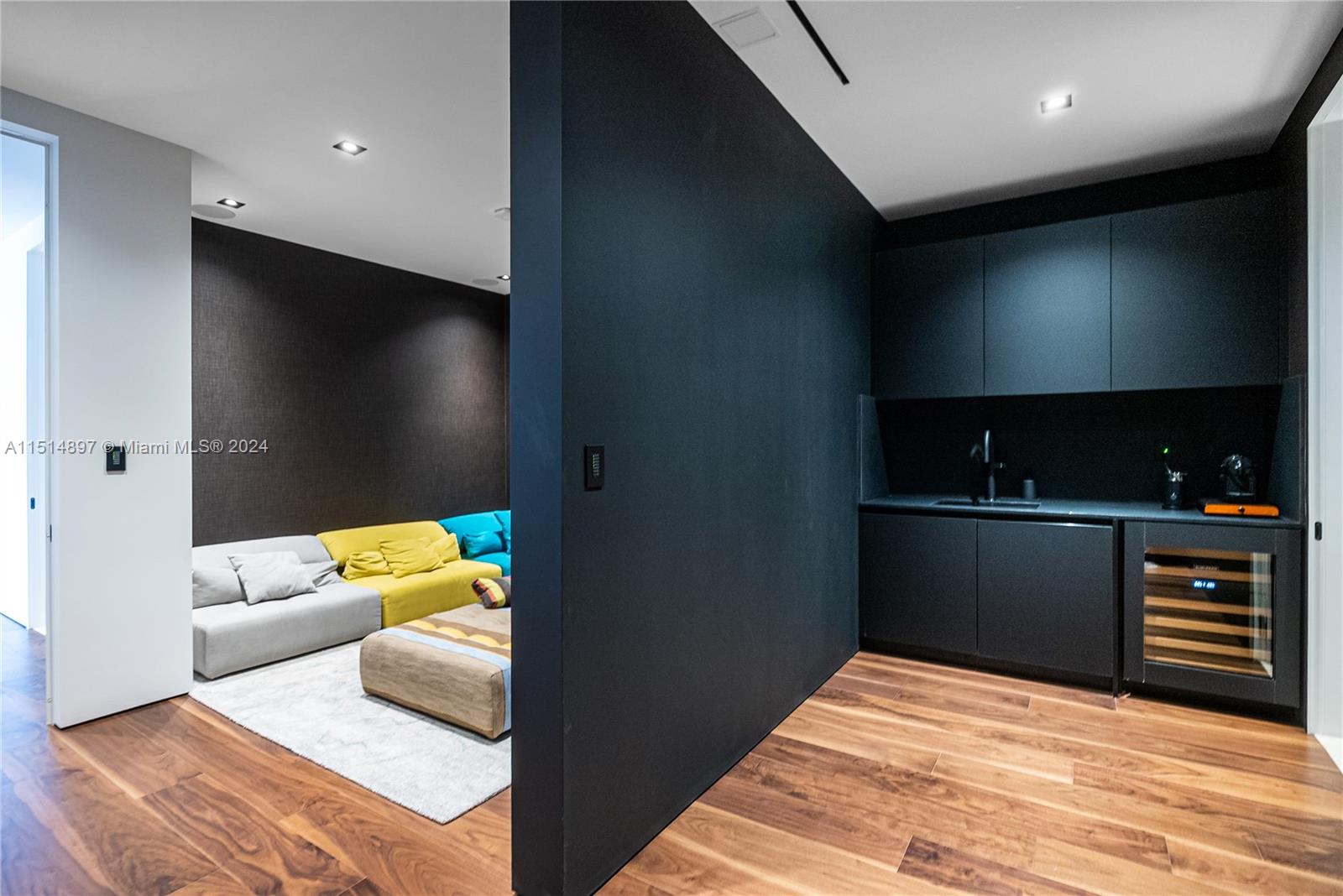 BRICKELLHOUSE CONDO - Residential