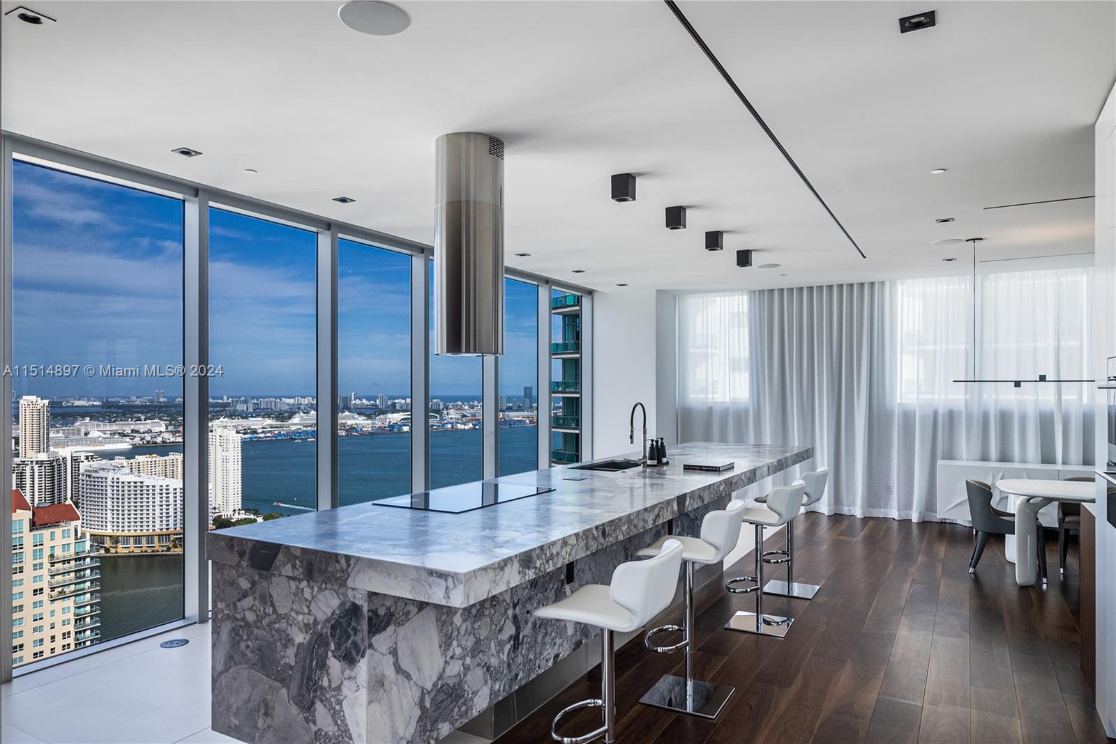 BRICKELLHOUSE CONDO - Residential