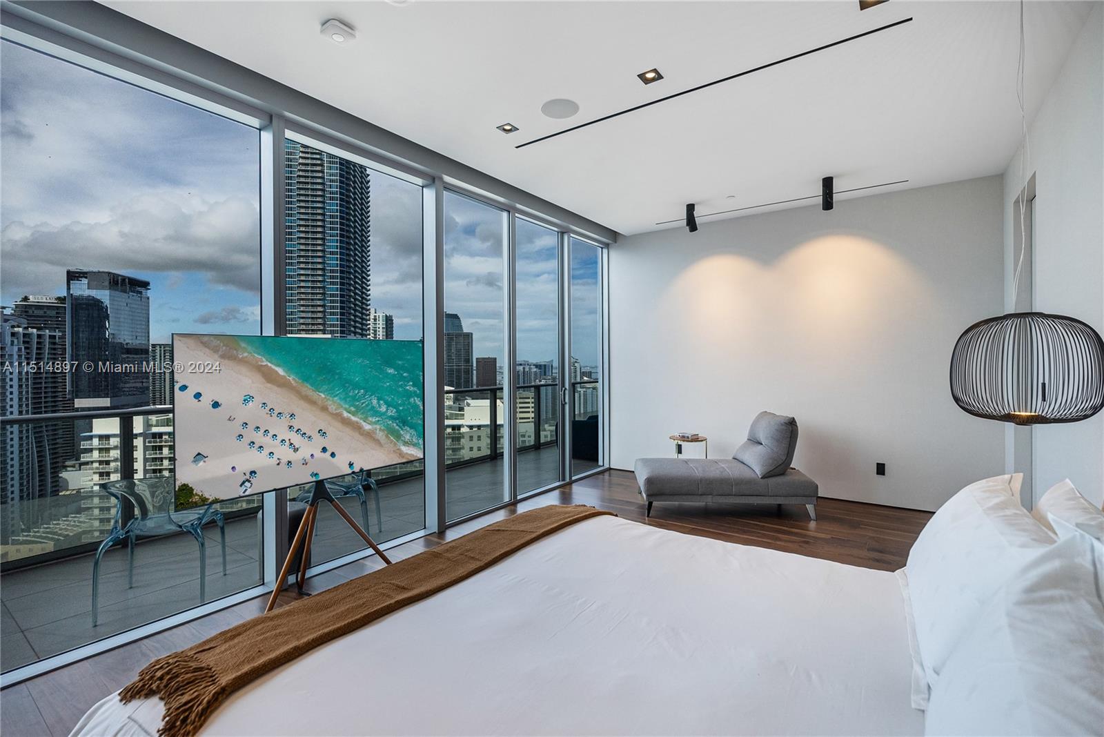 BRICKELLHOUSE CONDO - Residential