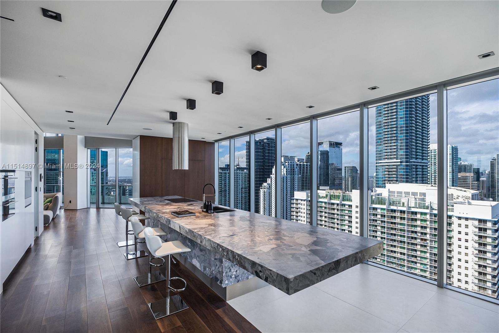 BRICKELLHOUSE CONDO - Residential