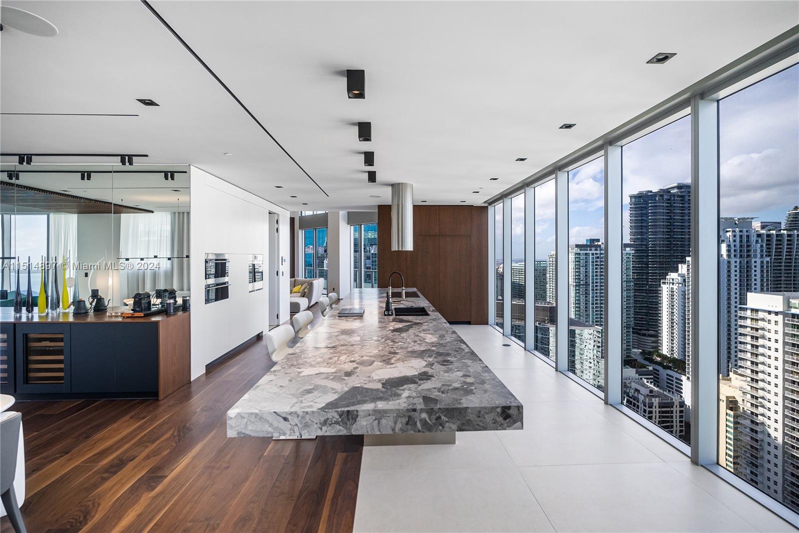 BRICKELLHOUSE CONDO - Residential