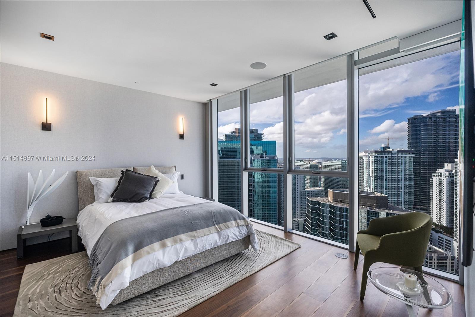 BRICKELLHOUSE CONDO - Residential