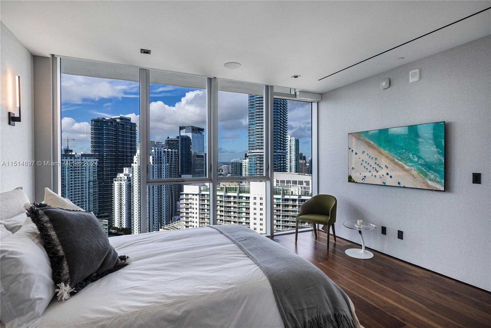 BRICKELLHOUSE CONDO - Residential