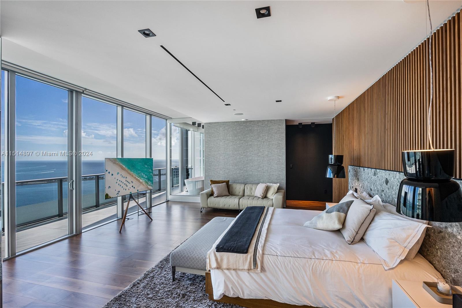 BRICKELLHOUSE CONDO - Residential