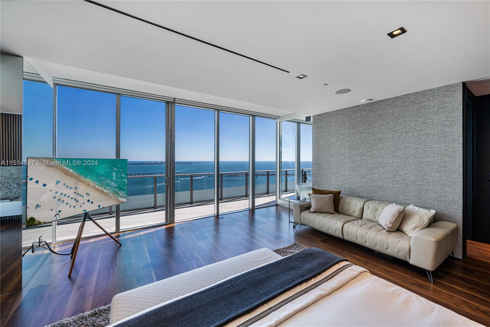 BRICKELLHOUSE CONDO - Residential