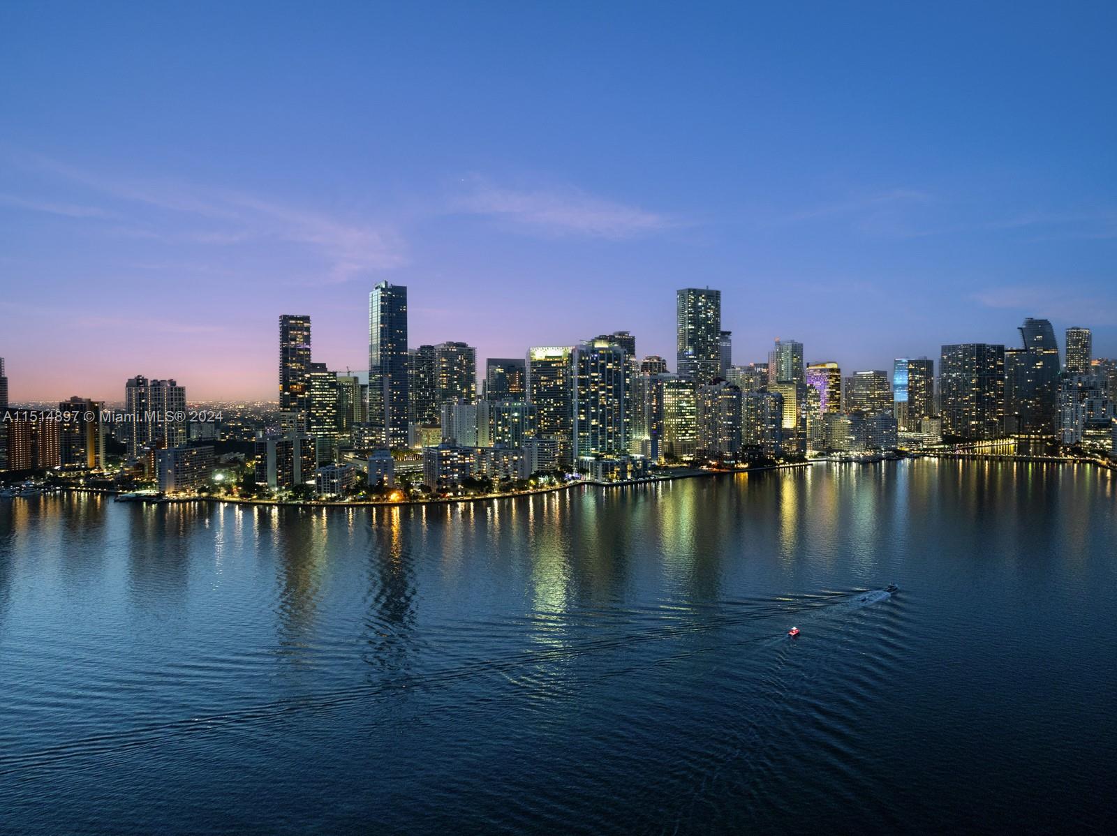 BRICKELLHOUSE CONDO - Residential