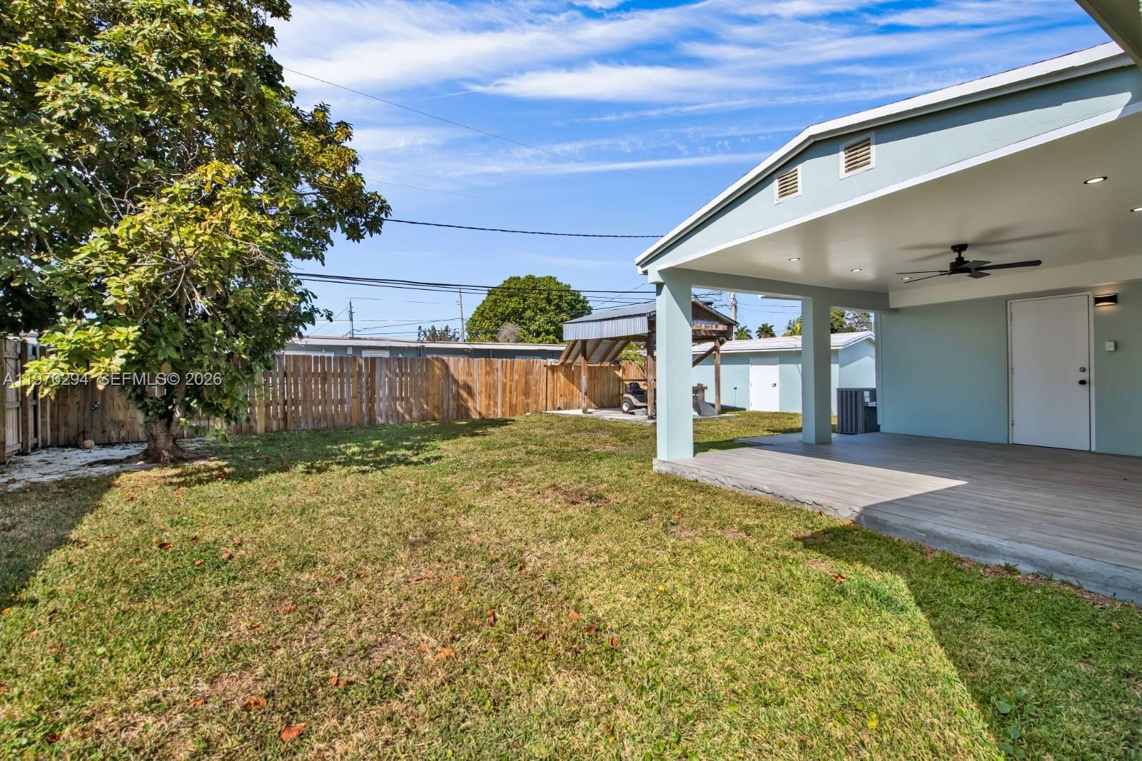 WESTWOOD LAKE 4TH ADDN - Residential