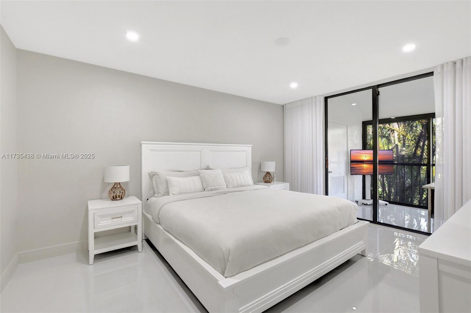 LA MIRADA AT BOCA POINTE - Residential