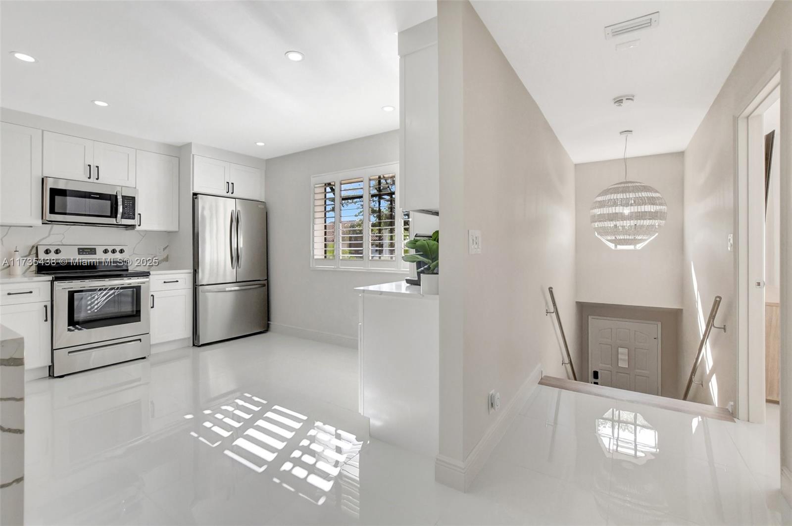 LA MIRADA AT BOCA POINTE - Residential