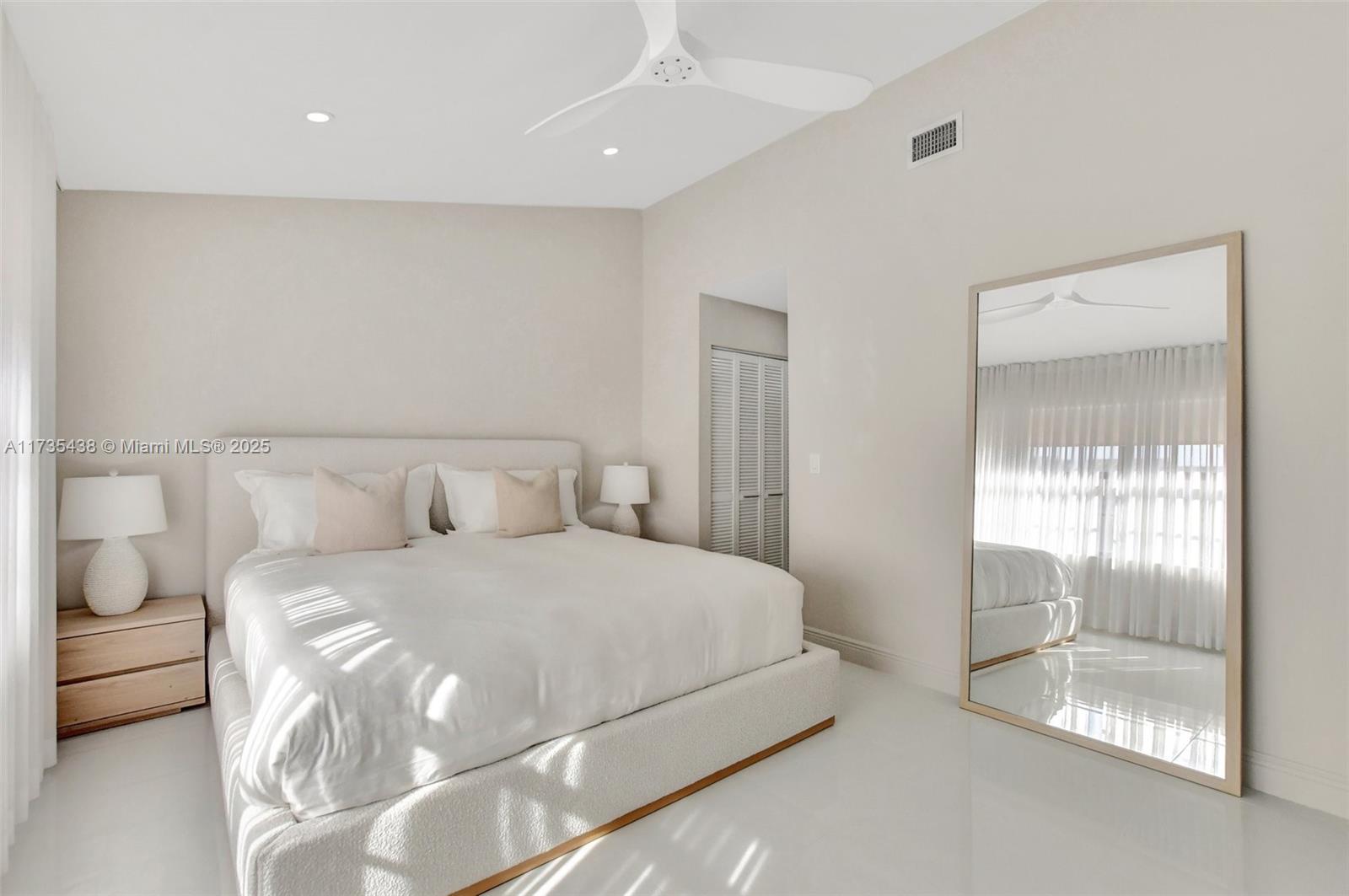 LA MIRADA AT BOCA POINTE - Residential