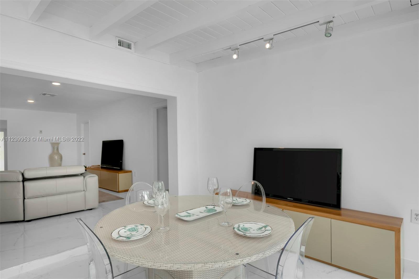 PALMETTO DUPLEXES ADDN NO - Residential Income