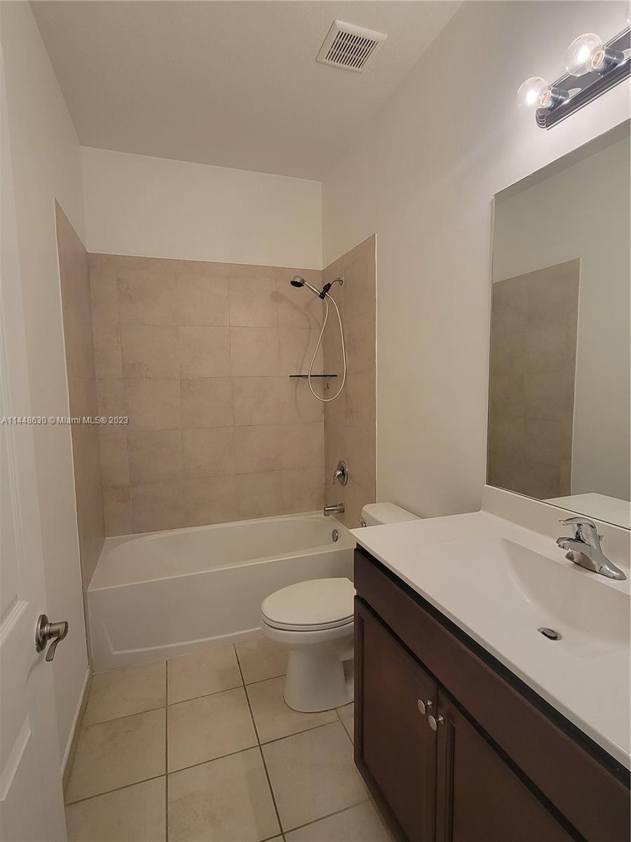 CELEBRATION POINTE - Residential Lease
