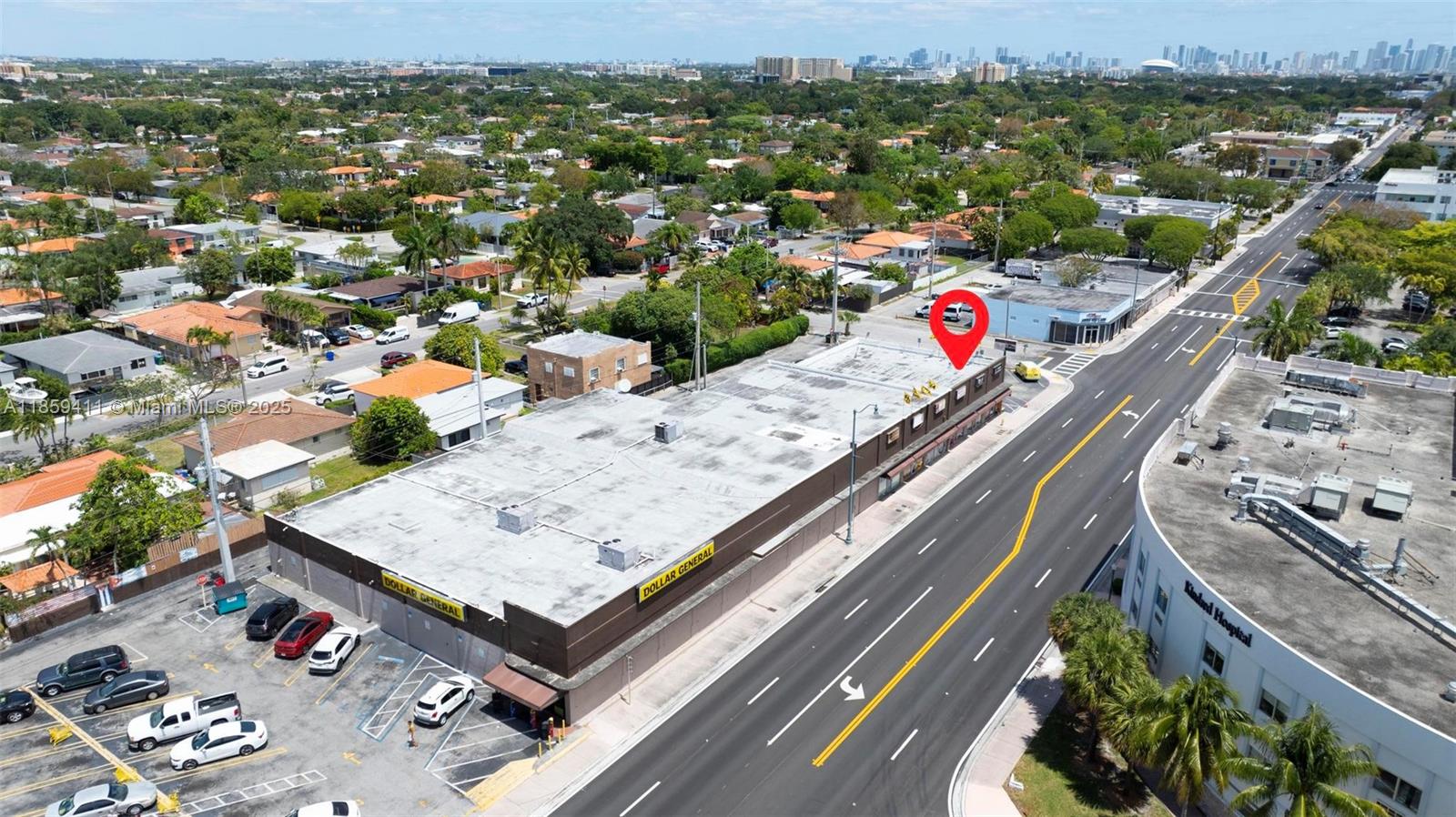 Main image without alt text