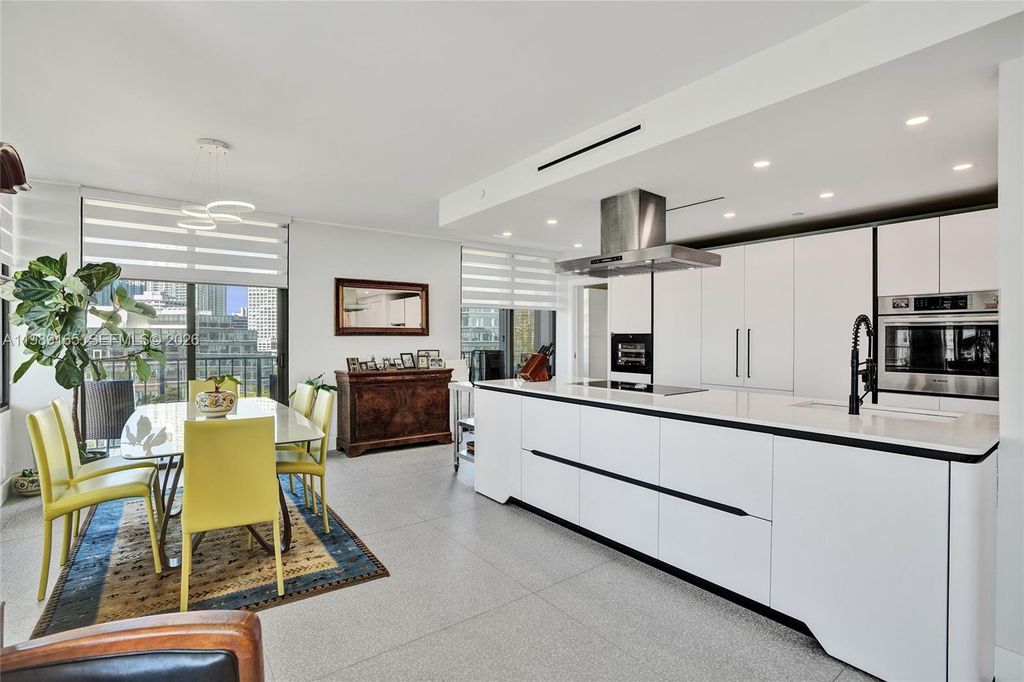 Photo of 520 Brickell Key Dr #A1015, Miami, FL 33131 (MLS # A11989165)