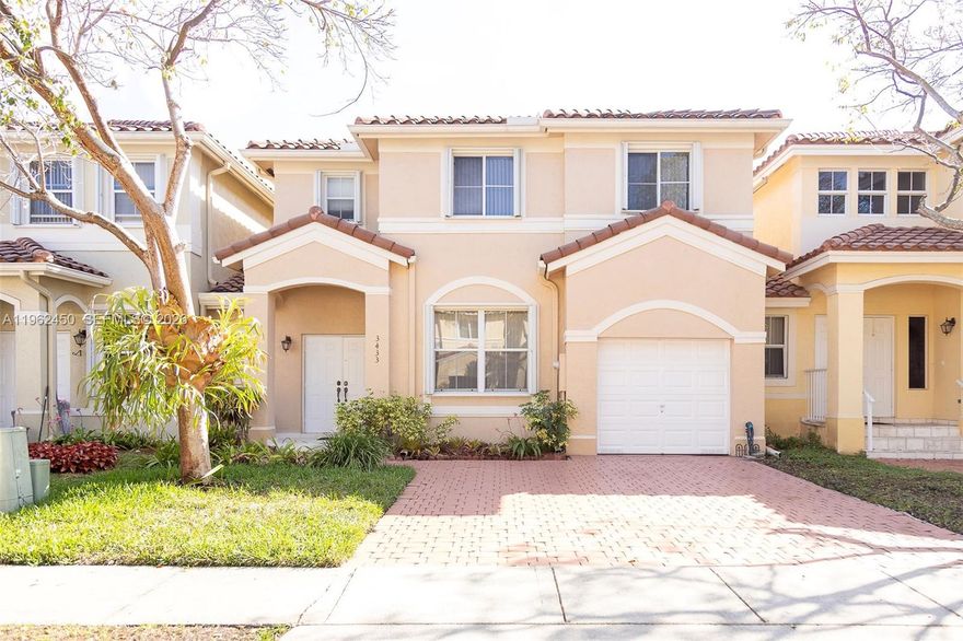 Welcome to Nautica, an exclusive gated community. This amazing townhome offers plenty of room with 4 bedrooms and 2.5 baths. The property has a fenced patio. FHA Approved. The main gate for entrance is located at Miramar Parkway West of I 75. A clubhouse with a fully equipped gym, a large pool with a jacuzzi, tennis courts, and basketball courts are among the amenities offered by Nautica. Conveniently located near major highways, Turnpike, and Palmetto Expressway. One block of Memorial Hospital and Miramar Regional Park. Supermarkets, A+ schools, shopping centers, restaurants and more.