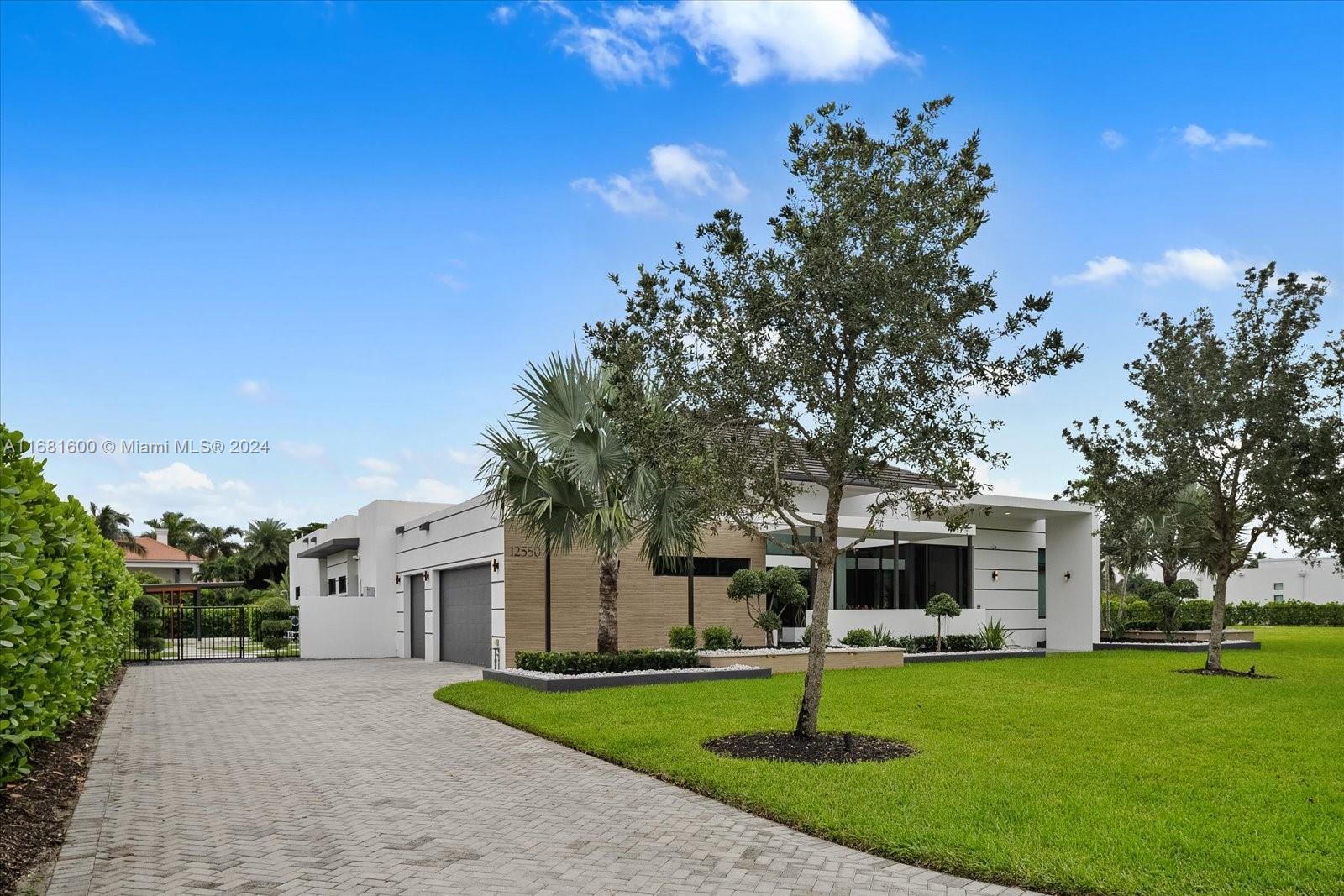 OAK PARK - Residential