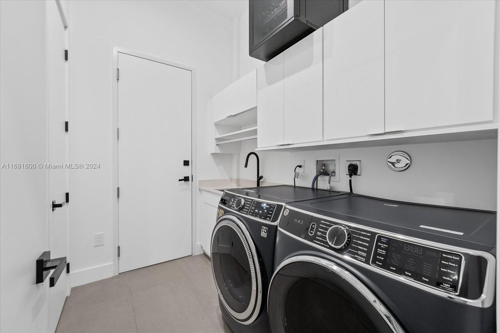 OAK PARK - Residential