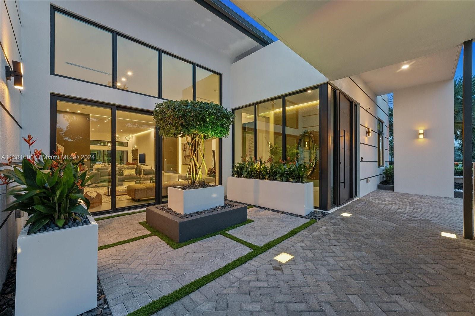 OAK PARK - Residential