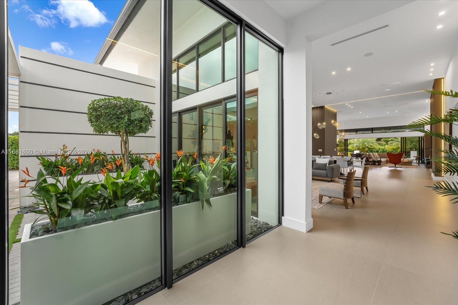 OAK PARK - Residential