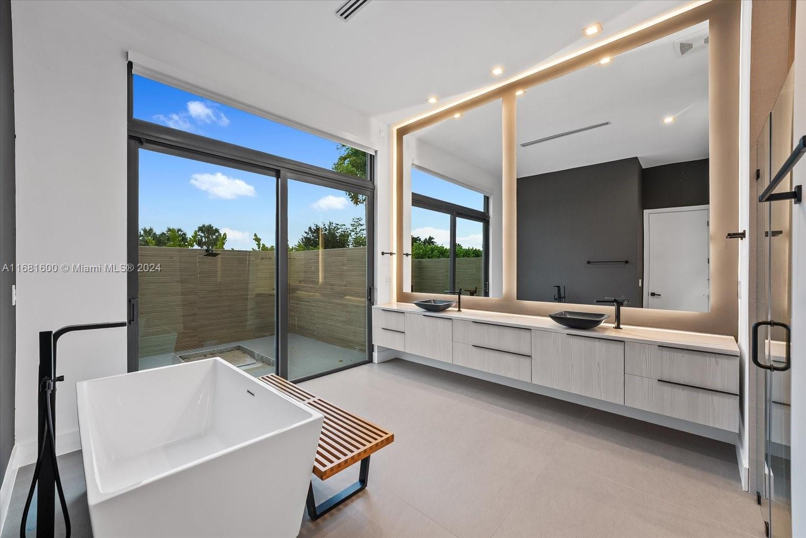 OAK PARK - Residential
