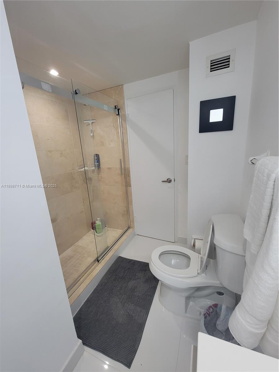 SOUTH BAY CLUB CONDO - Residential Lease